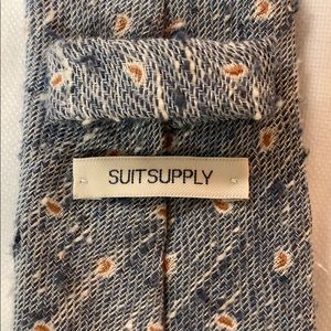Suitsupply Accessories - Light Blue Suitsupply Tie with Orange Paisley Suitsupply Accessories - Light Blue Suitsupply Tie with Orange Paisley